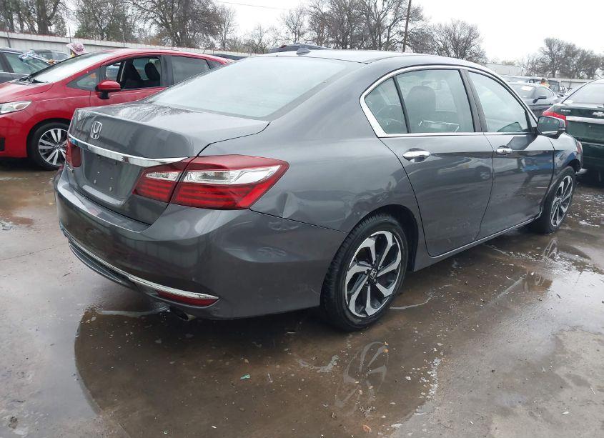 Photo 4 of 2017 Honda Accord EX (VIN 1HGCR2F7XHA134959)