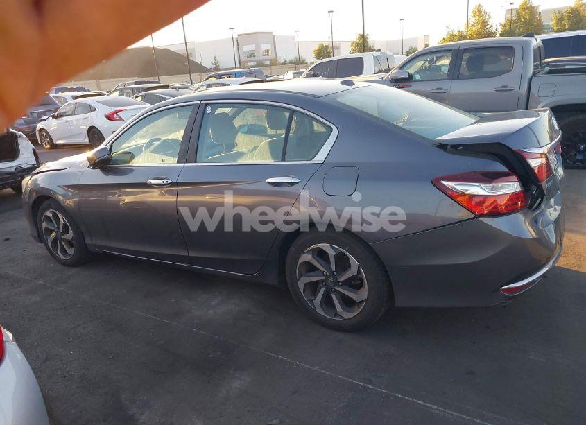 Photo 14 of 2017 Honda Accord EX (VIN 1HGCR2F7XHA179111)