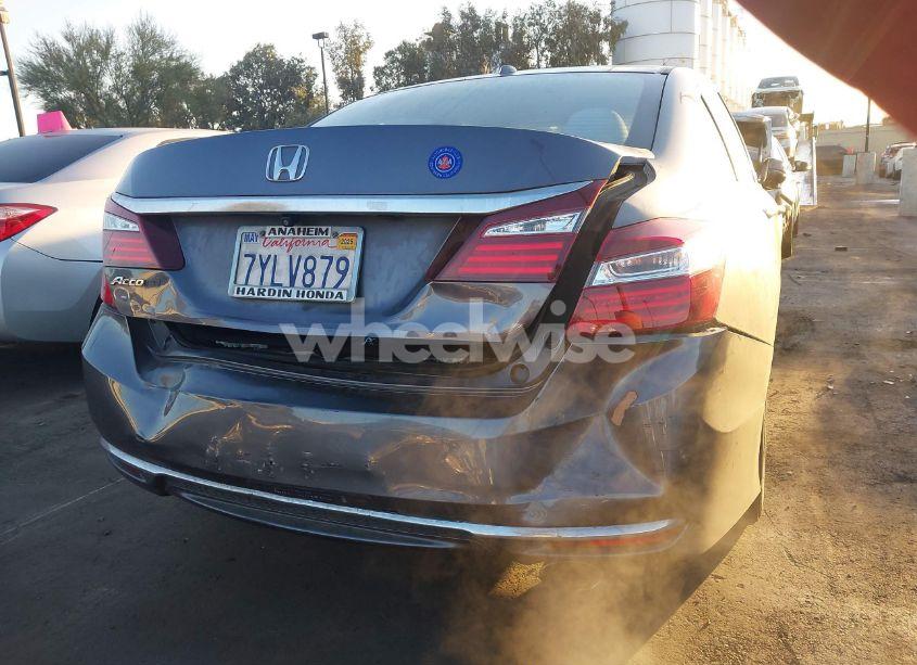 Photo 6 of 2017 Honda Accord EX (VIN 1HGCR2F7XHA179111)