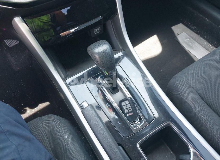 Photo 11 of 2017 Honda Accord EX (VIN 1HGCR2F7XHA259685)