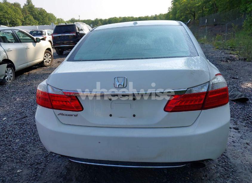 Photo 15 of 2013 Honda Accord EX-L (VIN 1HGCR2F80DA016910)