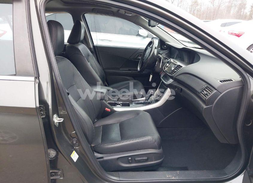 Photo 5 of 2013 Honda Accord EX-L (VIN 1HGCR2F80DA033156)