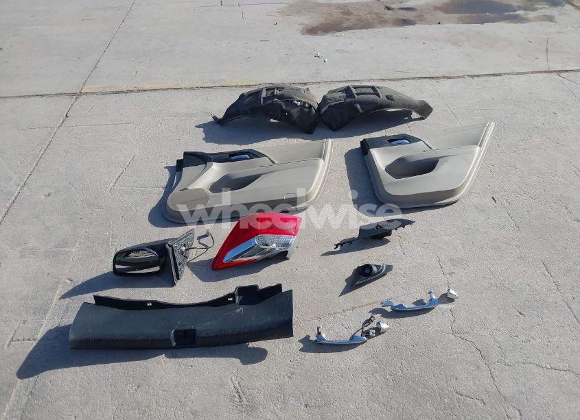 Photo 12 of 2013 Honda Accord EX-L (VIN 1HGCR2F80DA035439)