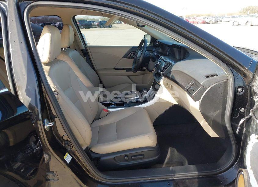 Photo 5 of 2013 Honda Accord EX-L (VIN 1HGCR2F80DA035439)