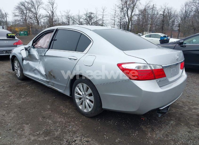 Photo 3 of 2013 Honda Accord EX-L (VIN 1HGCR2F80DA130762)