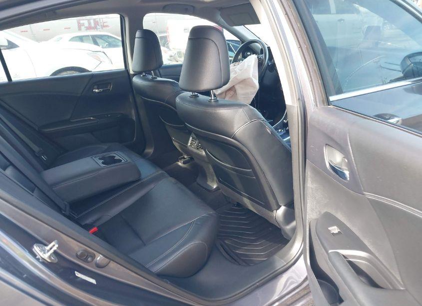 Photo 8 of 2013 Honda Accord EX-L (VIN 1HGCR2F80DA149117)