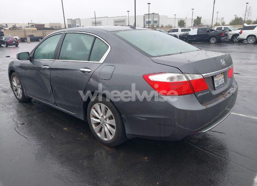 Photo 3 of 2013 Honda Accord EX-L (VIN 1HGCR2F80DA156701)