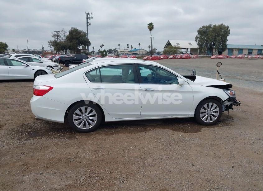 Photo 14 of 2013 Honda Accord EX-L (VIN 1HGCR2F80DA223572)