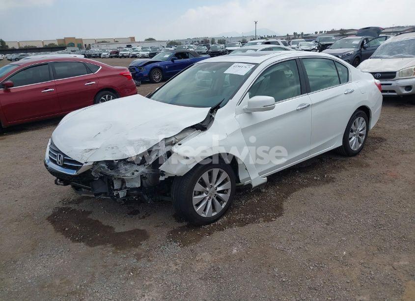 Photo 2 of 2013 Honda Accord EX-L (VIN 1HGCR2F80DA223572)