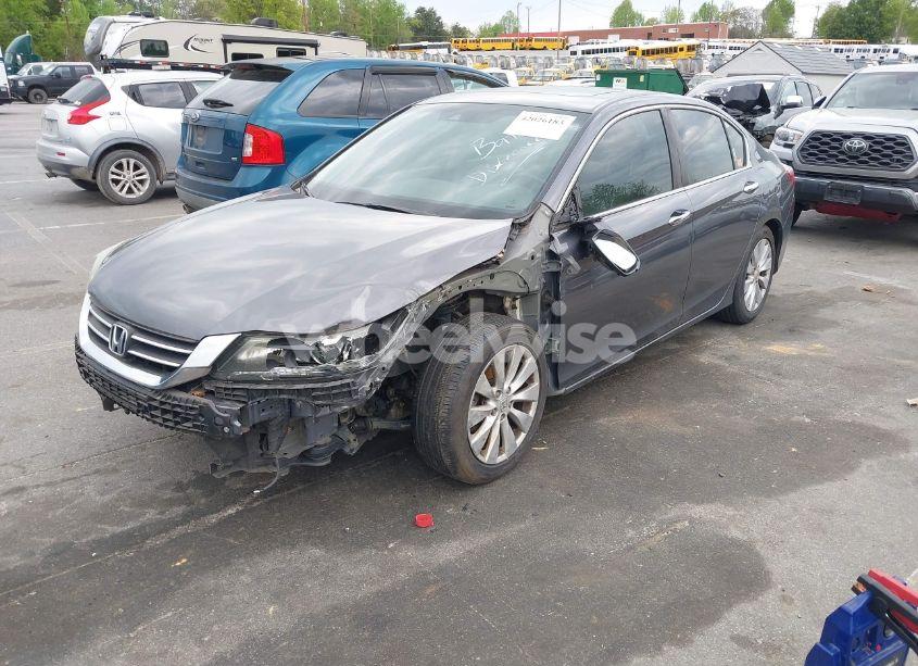 Photo 2 of 2013 Honda Accord EX-L (VIN 1HGCR2F80DA239819)