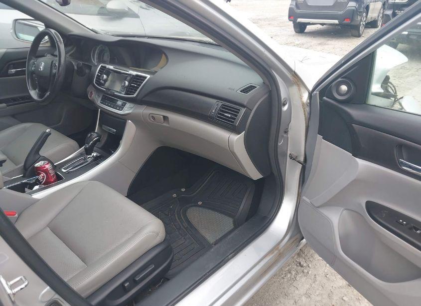 Photo 5 of 2013 Honda Accord EX-L (VIN 1HGCR2F80DA240792)