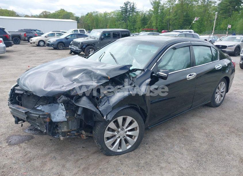 Photo 2 of 2013 Honda Accord EX-L (VIN 1HGCR2F80DA266731)