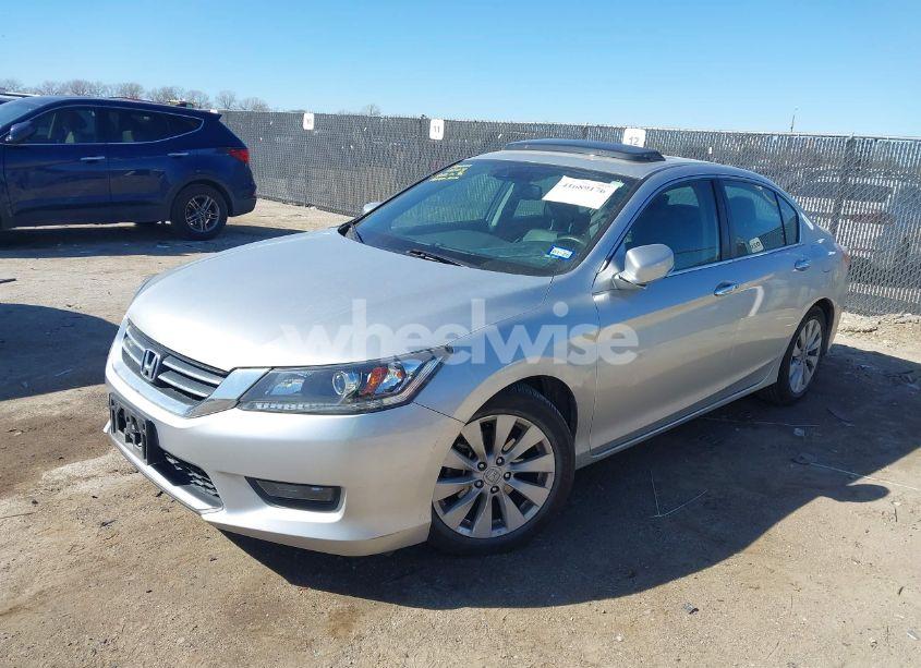 Photo 2 of 2014 Honda Accord EX-L (VIN 1HGCR2F80EA274748)