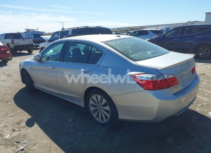 Photo 3 of 2014 Honda Accord EX-L (VIN 1HGCR2F80EA274748)