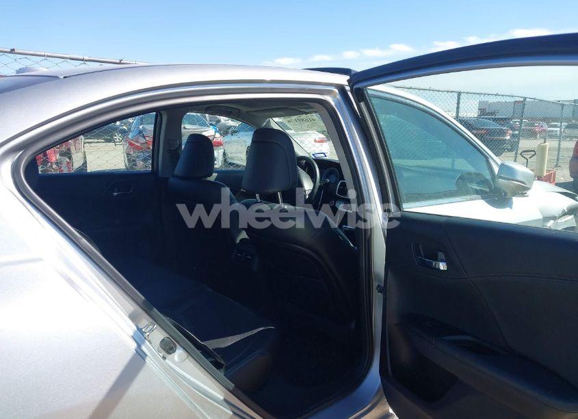 Photo 8 of 2014 Honda Accord EX-L (VIN 1HGCR2F80EA274748)