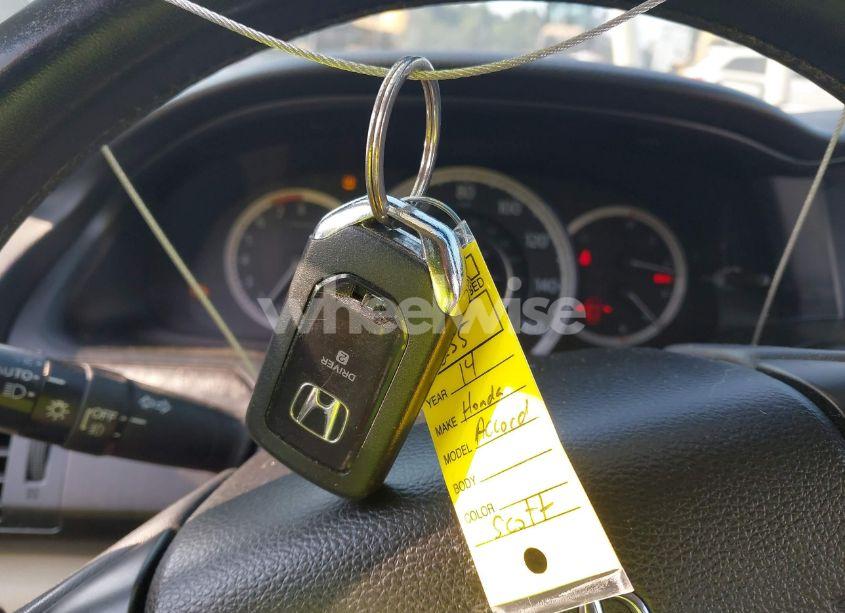 Photo 11 of 2014 Honda Accord EX-L (VIN 1HGCR2F80EA308798)