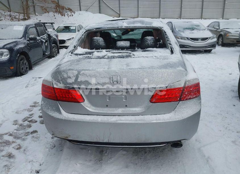 Photo 15 of 2015 Honda Accord EX-L (VIN 1HGCR2F80FA066256)