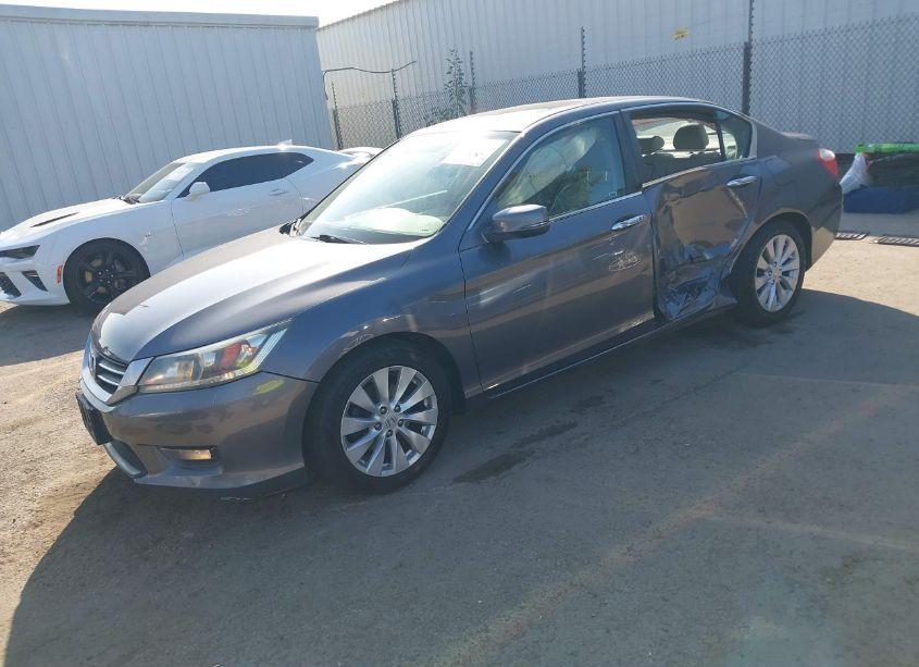 Photo 2 of 2015 Honda Accord EX-L (VIN 1HGCR2F80FA072770)