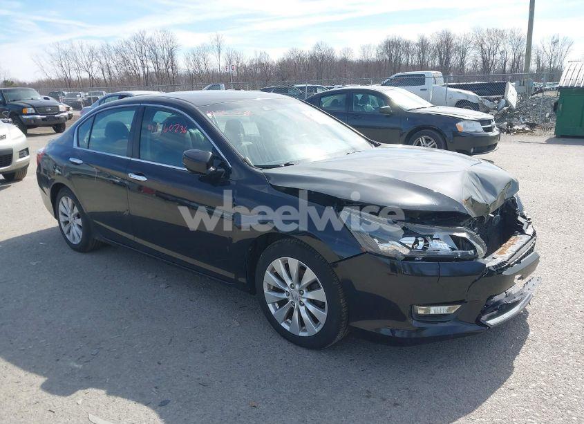 2015 Honda Accord EX-L (VIN 1HGCR2F80FA086247) main photo