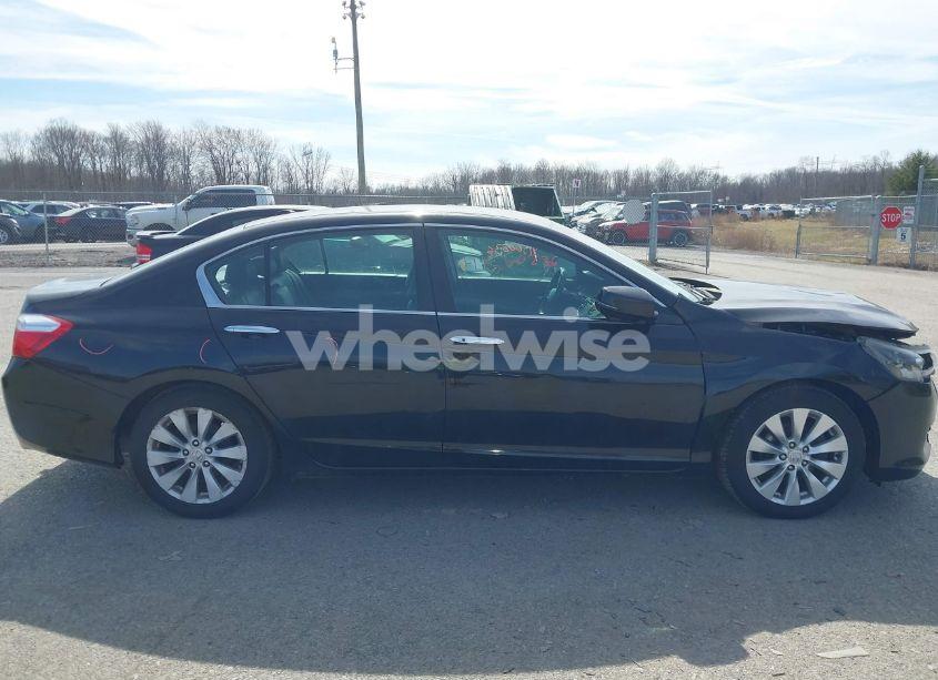 Photo 13 of 2015 Honda Accord EX-L (VIN 1HGCR2F80FA086247)