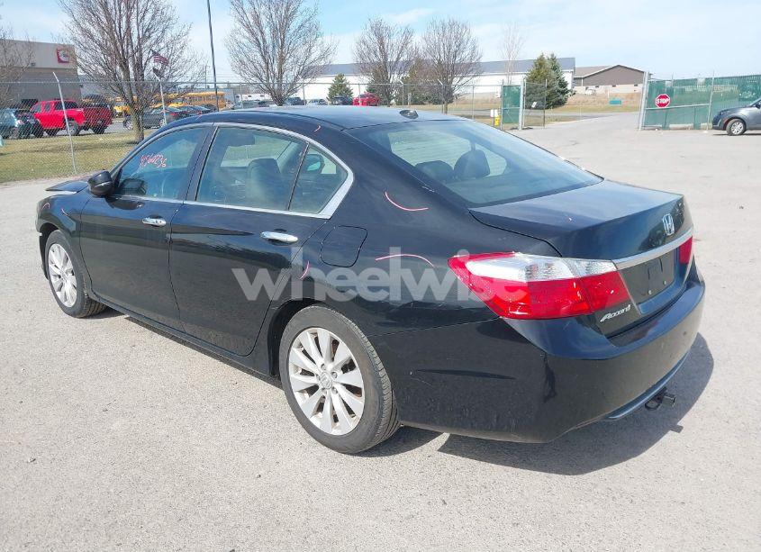 Photo 3 of 2015 Honda Accord EX-L (VIN 1HGCR2F80FA086247)