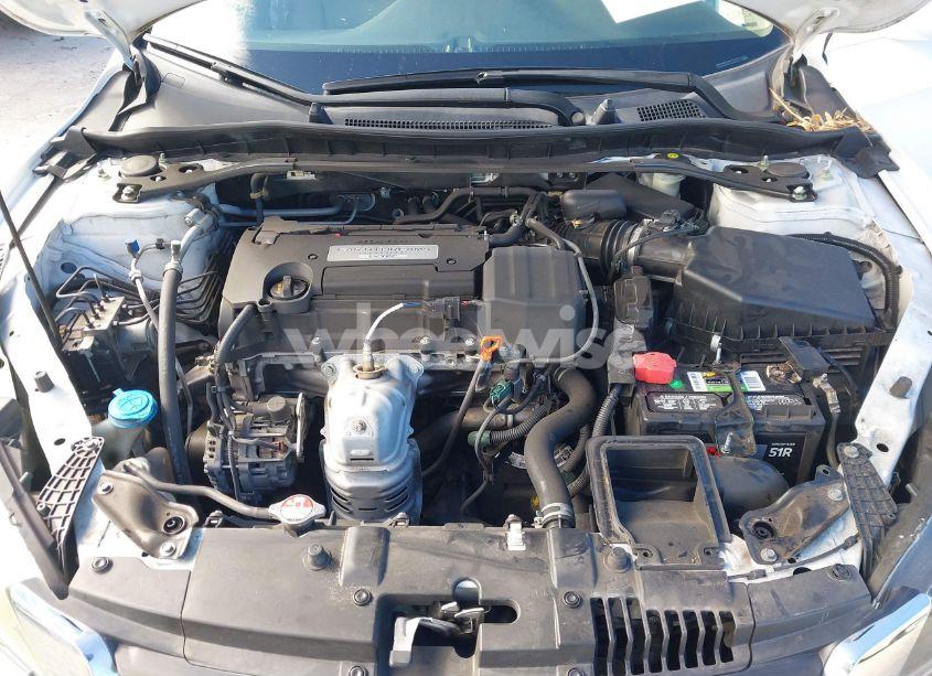 Photo 10 of 2015 Honda Accord EX-L (VIN 1HGCR2F80FA109171)