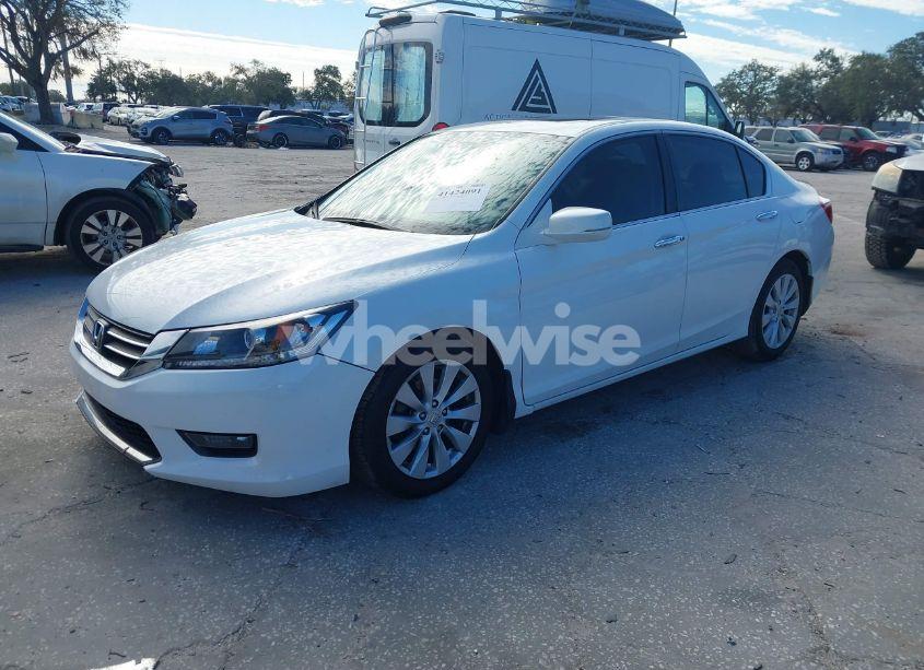 Photo 2 of 2015 Honda Accord EX-L (VIN 1HGCR2F80FA109171)