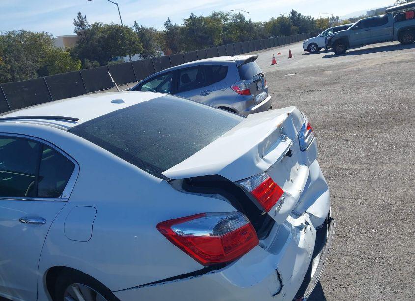 Photo 18 of 2015 Honda Accord EX-L (VIN 1HGCR2F80FA225485)