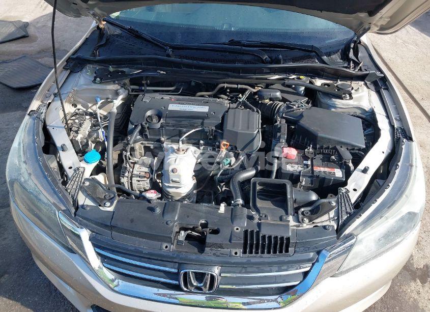 Photo 10 of 2015 Honda Accord EX-L (VIN 1HGCR2F80FA259328)