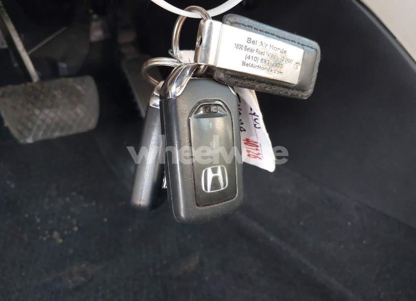 Photo 11 of 2015 Honda Accord EX-L (VIN 1HGCR2F80FA259328)