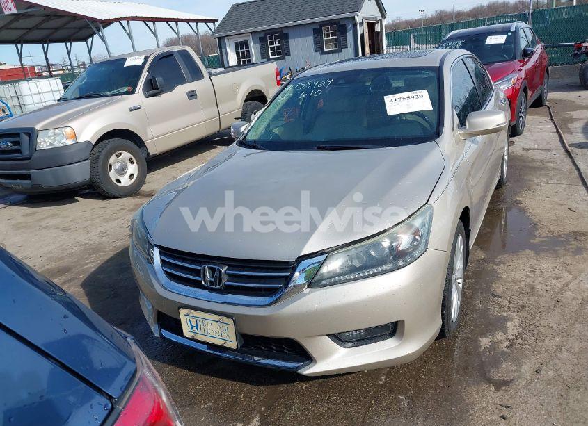 Photo 12 of 2015 Honda Accord EX-L (VIN 1HGCR2F80FA259328)