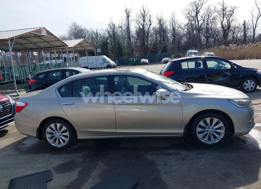 Photo 13 of 2015 Honda Accord EX-L (VIN 1HGCR2F80FA259328)