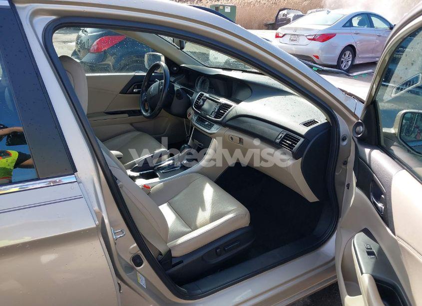 Photo 5 of 2015 Honda Accord EX-L (VIN 1HGCR2F80FA259328)