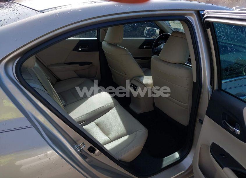 Photo 8 of 2015 Honda Accord EX-L (VIN 1HGCR2F80FA259328)