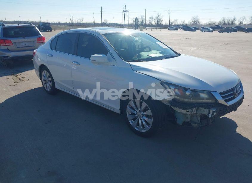 2015 Honda Accord EX-L (VIN 1HGCR2F80FA268613) main photo