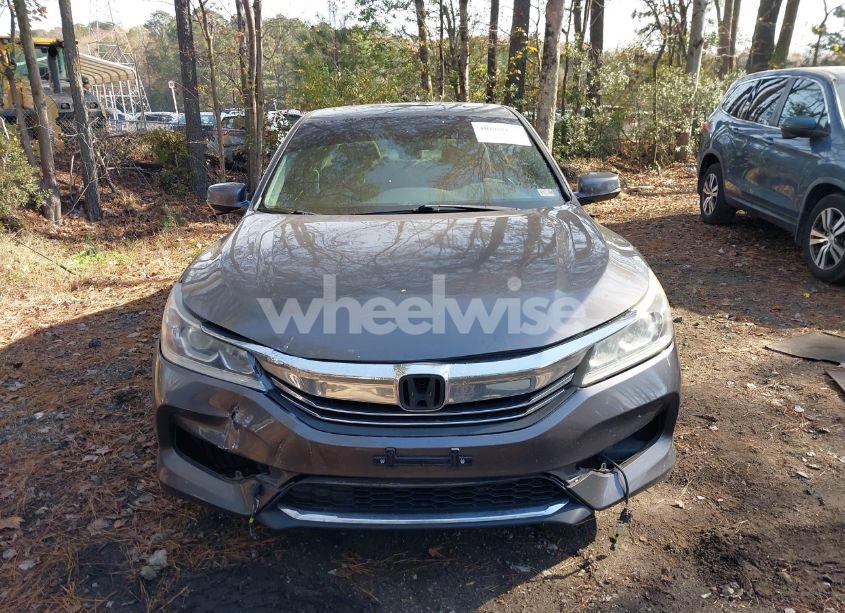 Photo 13 of 2016 Honda Accord EX-L (VIN 1HGCR2F80GA000288)