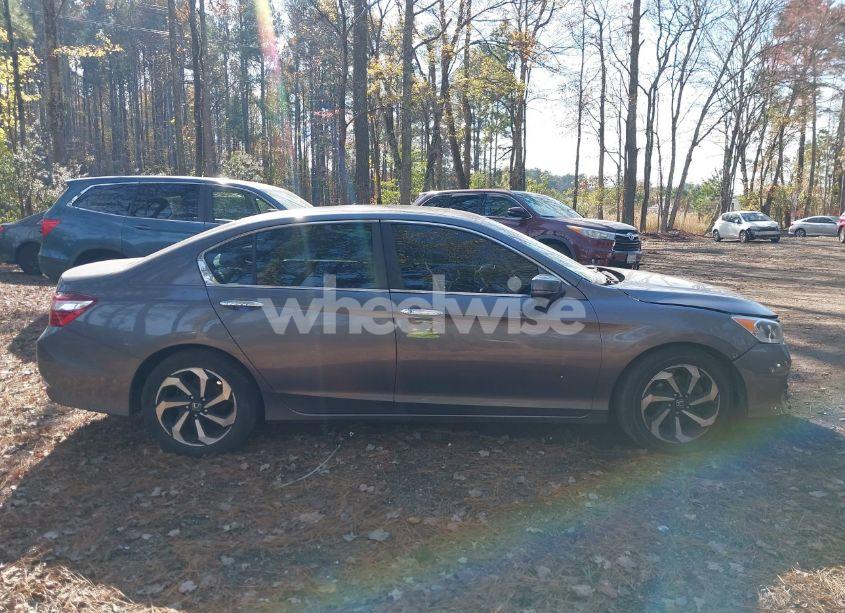 Photo 14 of 2016 Honda Accord EX-L (VIN 1HGCR2F80GA000288)