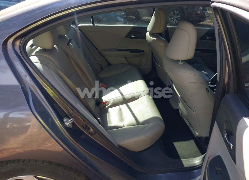 Photo 8 of 2016 Honda Accord EX-L (VIN 1HGCR2F80GA000288)