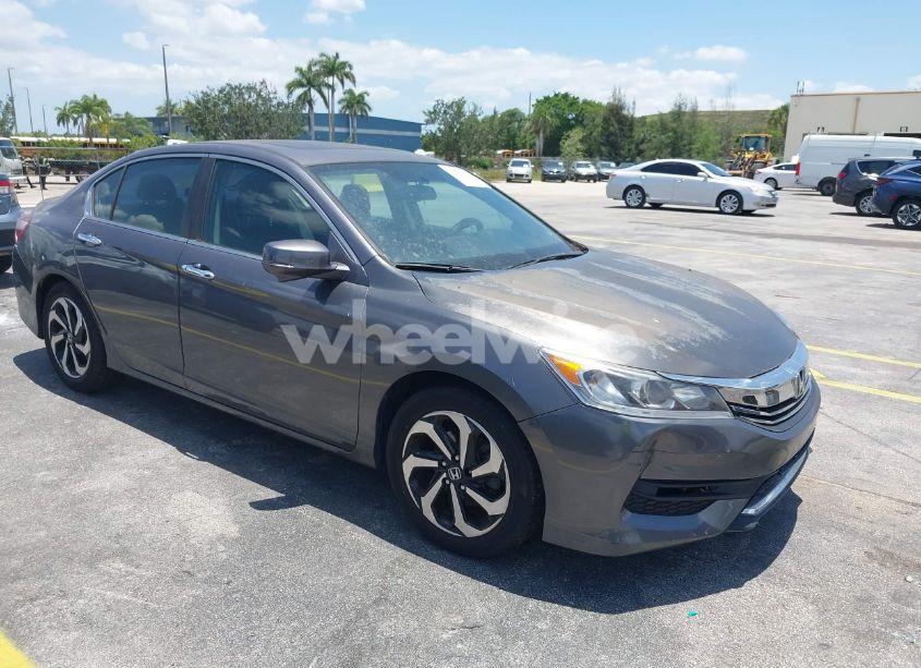 2016 Honda Accord EX-L (VIN 1HGCR2F80GA009878) main photo