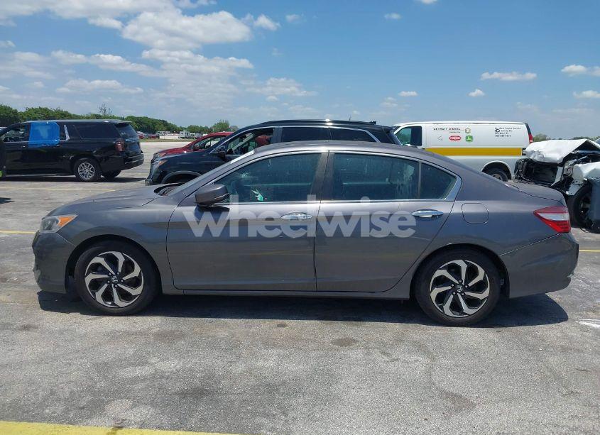 Photo 14 of 2016 Honda Accord EX-L (VIN 1HGCR2F80GA009878)