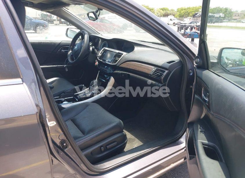 Photo 5 of 2016 Honda Accord EX-L (VIN 1HGCR2F80GA009878)