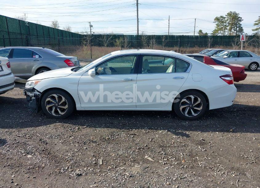 Photo 14 of 2016 Honda Accord EX-L (VIN 1HGCR2F80GA077162)