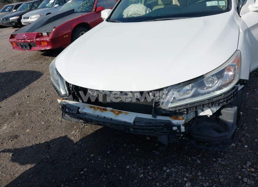 Photo 6 of 2016 Honda Accord EX-L (VIN 1HGCR2F80GA077162)