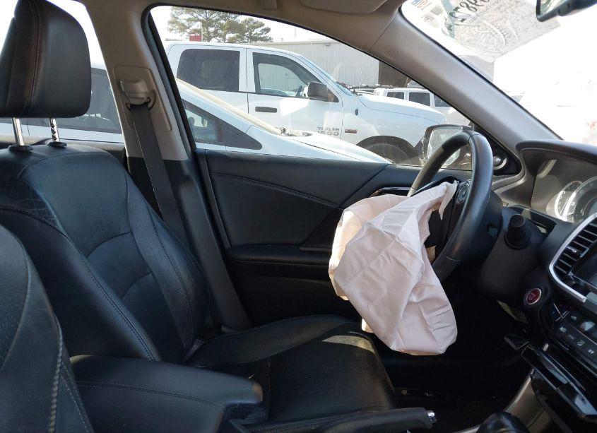 Photo 5 of 2016 Honda Accord EX-L (VIN 1HGCR2F80GA105655)