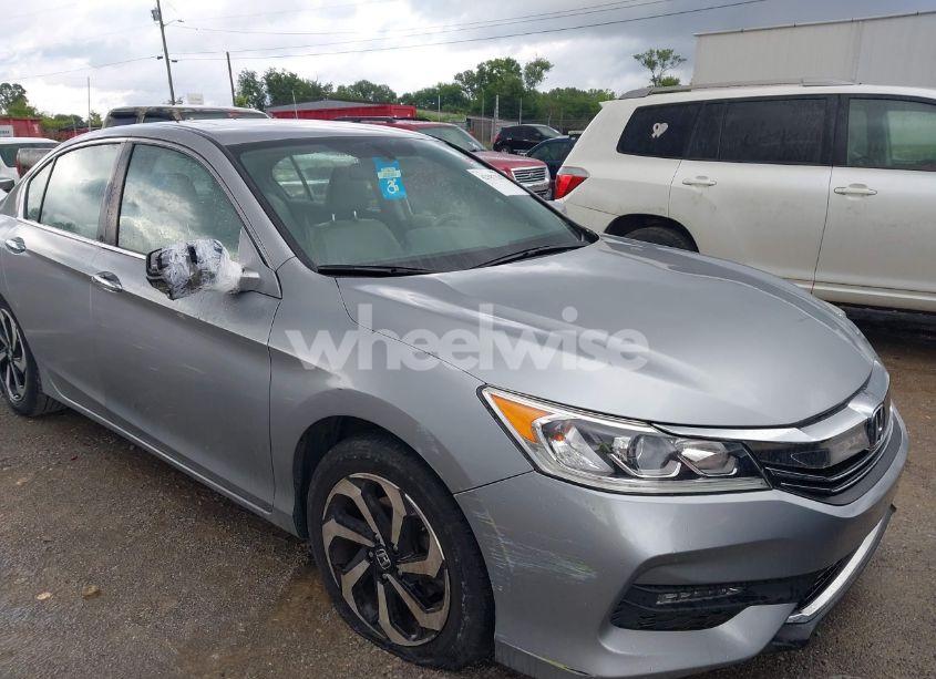 2016 Honda Accord EX-L (VIN 1HGCR2F80GA113660) main photo