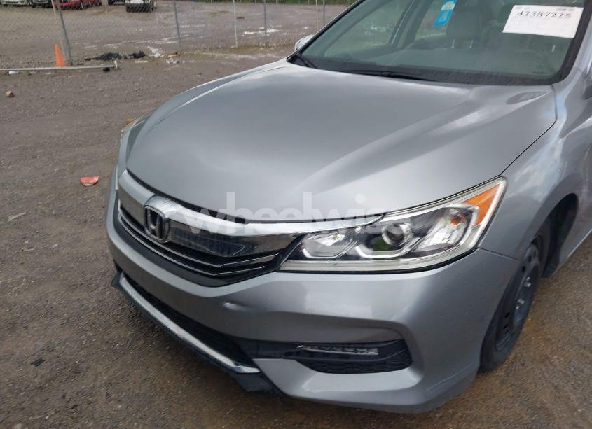 Photo 12 of 2016 Honda Accord EX-L (VIN 1HGCR2F80GA113660)