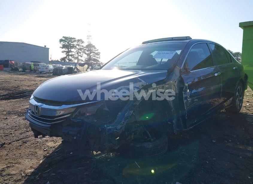 Photo 6 of 2016 Honda Accord EX-L (VIN 1HGCR2F80GA137957)