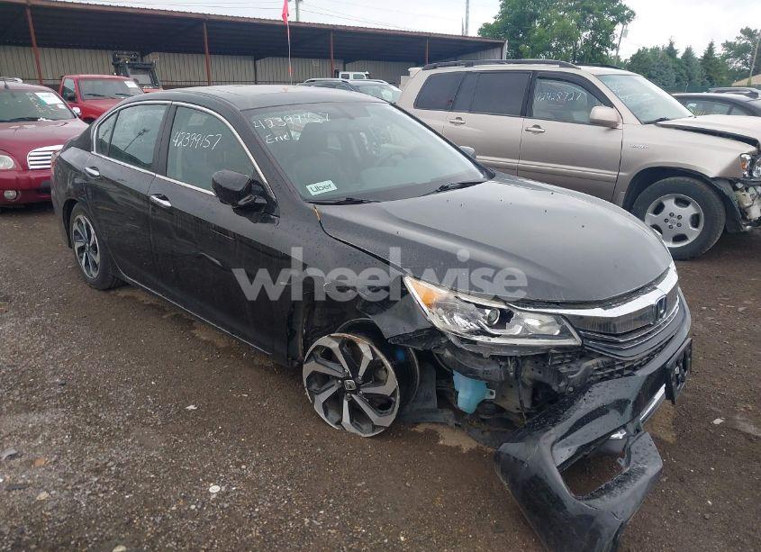 2017 Honda Accord EX-L (VIN 1HGCR2F80HA015181) main photo