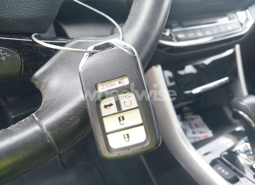 Photo 11 of 2017 Honda Accord EX-L (VIN 1HGCR2F80HA015181)