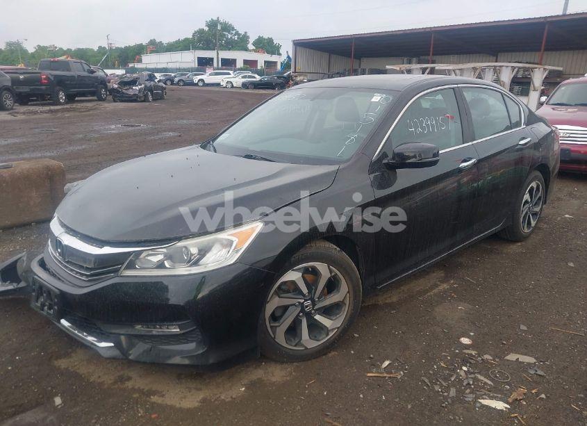 Photo 2 of 2017 Honda Accord EX-L (VIN 1HGCR2F80HA015181)